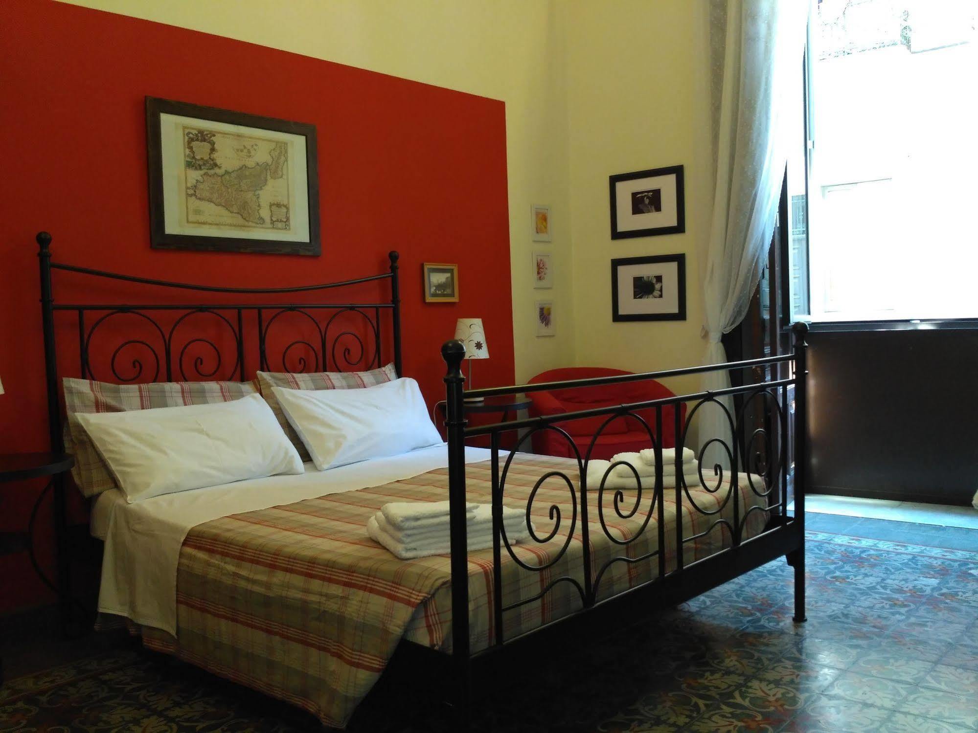 Casa Barbero Charme B&B Catania Eksteriør billede